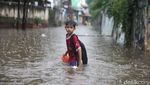 Diguyur Hujan Deras, Jalanan di Pamulang Tangsel Banjir