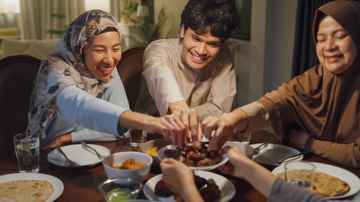 5 Fakta Tradisi Buka Puasa Bersama, Ikon Ramadan di Indonesia