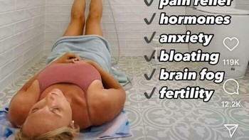 Promo iklan kopi yang disuntikan cairan untuk kesehatan tubuh. Hmm ada-ada saja. Foto: Boredpanda