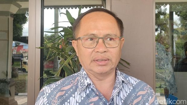Kepala Baksebangpol Garut Nurrodhin