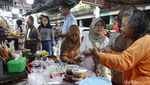 Potret Ramainya Pusat Kuliner Pasar Senen Saat Ramadan