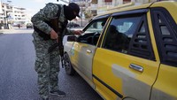 Bentrokan antara pasukan keamanan Suriah dan loyalis pemerintah sebelumnya meletus pada hari Kamis (6/3) di jantung minoritas Alawite tempat presiden terguling Bashar al-Assad berasal. Kemudian bentrok meningkat menjadi pembunuhan massal dilaporkan. 
