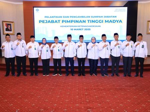 Lantik Pejabat Tinggi Madya, Menaker Ingatkan soal Pengabdian ke Negara