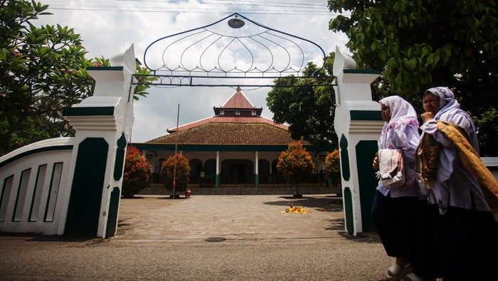 Saat ini Masjid Sabilurrosyad atau Masjid Kauman Wijirejo telah berusia 540 tahun. Masjid yang berdiri kokoh di Bantul itu dibangun oleh Raden Trenggono.