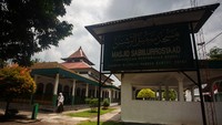 Masjid itu dibangun oleh Panembahan Bodho atau Raden Trenggono pada 1485 Masehi. Meski telah berusia ratusan tahun, masjid itu tetap kokoh berdiri.