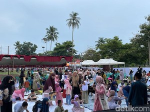 Keseruan Ramadan di Pangandaran