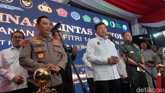 Menko Polkam Budi Gunawan (tengah) (Rumondang/detikcom)