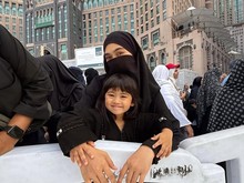 Ria Ricis Akan Berangkatkan Umrah 20 Karyawan yang Setia Ria Ricis Akan Berangkatkan Umrah 20 Karyawan yang Setia