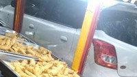 Molen Mini Aneka Ras Najib 85 di Bogor juga tak kalah jadi favorit. Buka mulai dari pukul 08.00 dengan harga mulai Rp 5.000.Foto: Google Review