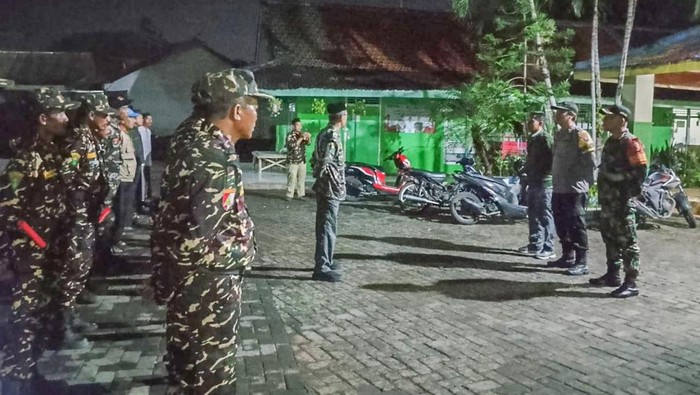 Patroli sahur Polsek Wonoasih Kota Probolinggo