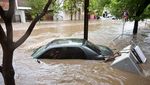 Penampakan Banjir Bandang Hantam Argentina, 16 Orang Tewas