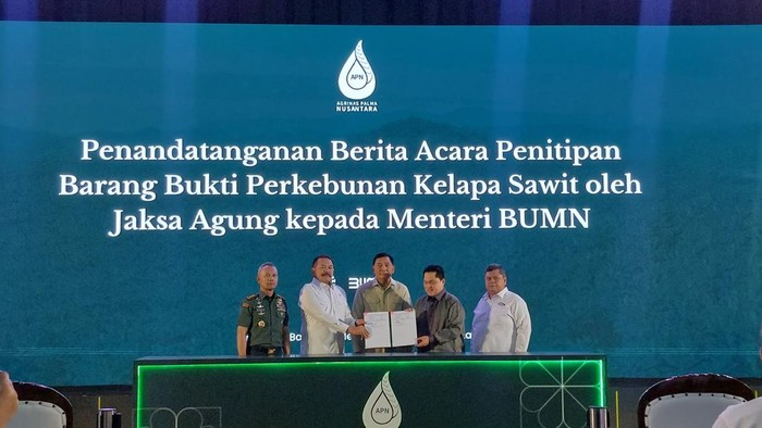 Penyerahan 221 Ribu Ha Lahan Sawit untuk Ketahanan Energi di Gendung Danareksa, Jakarta, Senin (10/3/2025).
