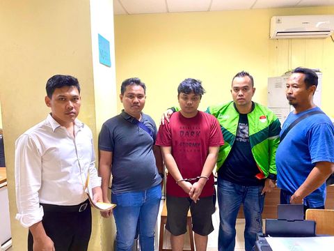 Polisi menangkap pria inisial K (27) usai menipu gadis SA (14) di Bekasi Selatan, Kota Bekasi, dengan membawa kabur motor korban saat kencan di apartemen (dok.ist)