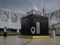 Potret Masjid Terbesar yang Ada di Pusat Perbelanjaan