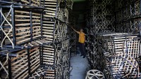Menurut pelaku UMKM, produksi keranjang parsel untuk Lebaran tahun ini meningkat menjadi 5.000 keranjang, naik dibanding tahun lalu yang sebanyak 4.000 keranjang.