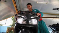Dengan pelatihan kerja ini, harapannya anak-anak SLB ini mempunyai bekal keahlian setelah lulus sekolah nanti.