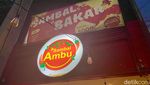 Maknyus! Iga Bakar Sambal Bawang dan Lidah Sapi Kecombrang di Blok A