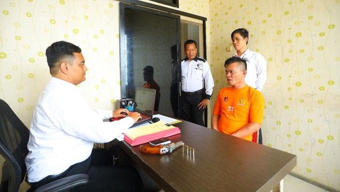 Tampang preman pelaku pemalakan ke pemilik kafe di Kota Bogor (dok.Polresta Bogor Kota)