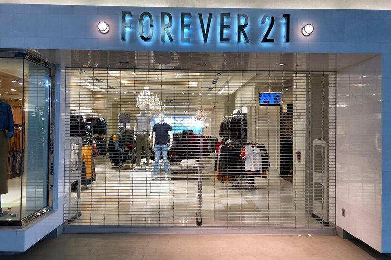 Toko Forever 21 di Walden Galleria, Cheektowaga, New York.