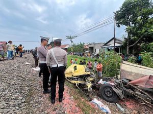 Sopir Sempat Diperingatkan Warga Sebelum Truk Tertabrak KA Kertanegara
