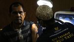 Warga Jakarta Ramai-ramai Hapus Tato Saat Ramadan