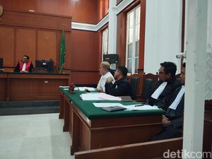 Saksi Sebut Produk Agus Salim Berbahan Bisakodil Beda dengan yang Diproduksi