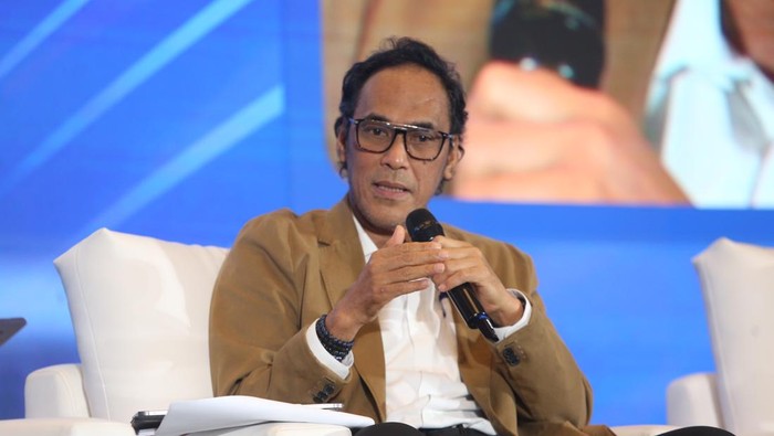 Energi forum sesi 2 Direktur SDM Antam, Achmad Ardianto