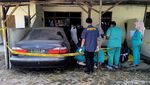 Evakuasi Kerangka Manusia dalam Mobil di Asrama Polisi Gresik