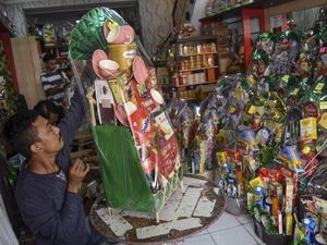 Geliat Pedagang Musiman Parsel Lebaran di Tasikmalaya