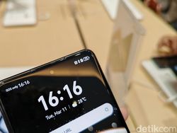 Lebih Intim dengan Huawei Mate X6, HP Layar Lipat Tipis Harga Rp 30 Juta