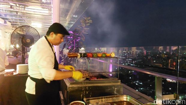 Iftar dengan BBQ Mewah di Trans Luxury Hotel Bandung