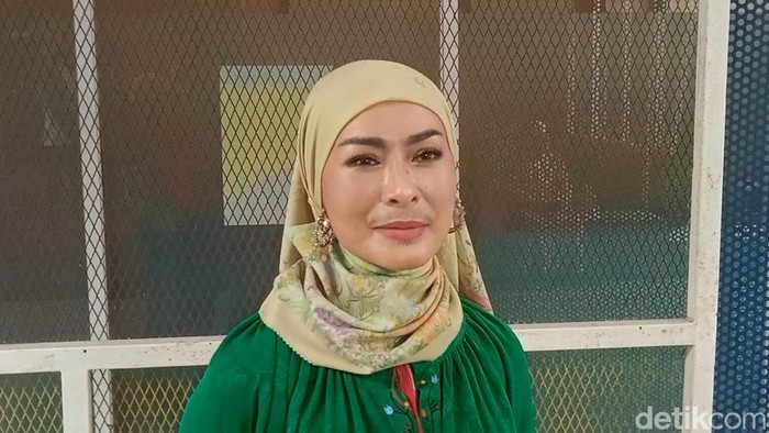 Iis Dahlia saat ditemui di kawasan Jakarta.