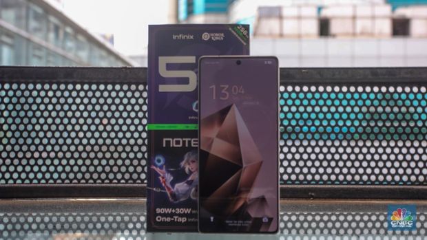 Infinix Note 50 Pro. (CNBC Indonesia/Faisal Rahman)