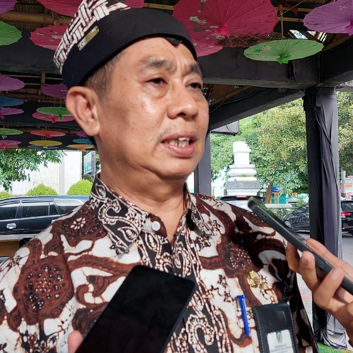 Kadispendik Banyuwangi, Suratno