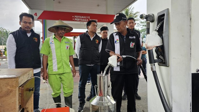 Kapolres Batu Pastikan Stok BBM Aman hingga Lebaran