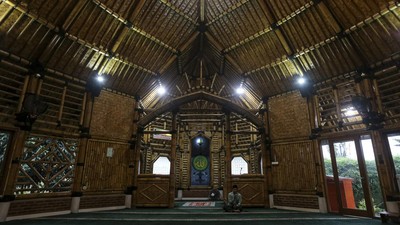Potret Masjid Bambu di Kabupaten Serang