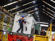 Mengintip Perawatan Lokomotif untuk Angkutan Lebaran 2025