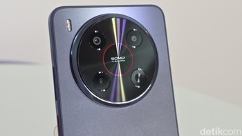 Ada tiga kamera belakang, terdiri 50 MP, depth 2 MP dan AI. Foto: Adi Fida Rahman/detikINET