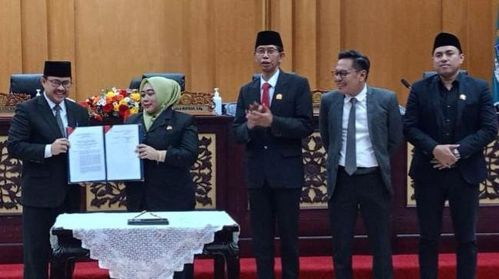 RPH surabaya jadi Perseroan Daerah (perseroda)