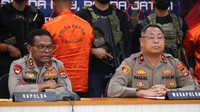 Kapolda Papua Irjen Patrige Renwarin mengatakan, sebanyak tujuh tersangka berhasil diamankan. Selain itu Satgas juga menyita 17 pucuk senjata api dan 3.573 butir amunisi.  
