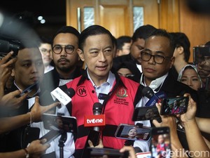 Tom Lembong Kena Sidak di Rutan, Ada iPad dan MacBook