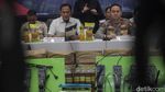Tumpukan Barang Bukti Minyakita yang Isinya Dikurangi