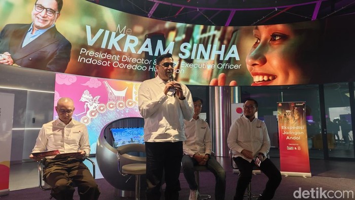 President Director & CEO Indosat Ooredoo Hutchison, Vikram Sinha