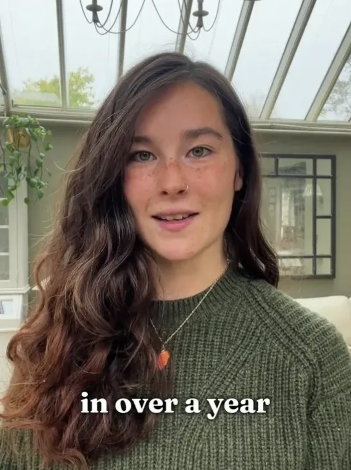 Wanita tidak keramas satu tahun