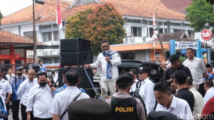 Demo PPPK di Garut.