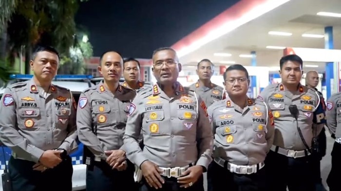 Direktorat Lalu Lintas Polda Metro Jaya melakukan pengecekan jalur mudik menjelang Operasi Ketupat 2025.