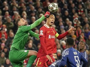 Gianluigi Donnarumma sang Peninju