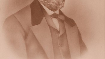 William Bullock (1813–1867) menemukan mesin cetak putar. Beberapa tahun kemudian, saat mesin baru dipasang di Philadelphia, kakinya terjepit. Cedera tersebut berkembang menjadi gangren, dan Bullock meninggal selama prosedur amputasi. Foto: Boredpanda