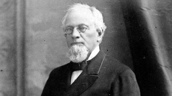 Webster Wagner meninggal dunia dalam kecelakaan kereta api, terjebak di antara dua gerbong kereta api tidur yang ia ciptakan. Foto: Boredpanda