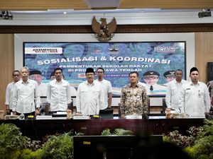 Mensos Gus Ipul dan Kepala Daerah Jateng Matangkan Rencana Sekolah Rakyat